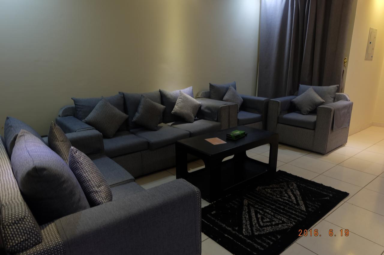 Talin Star Suites Riyadh Bagian luar foto