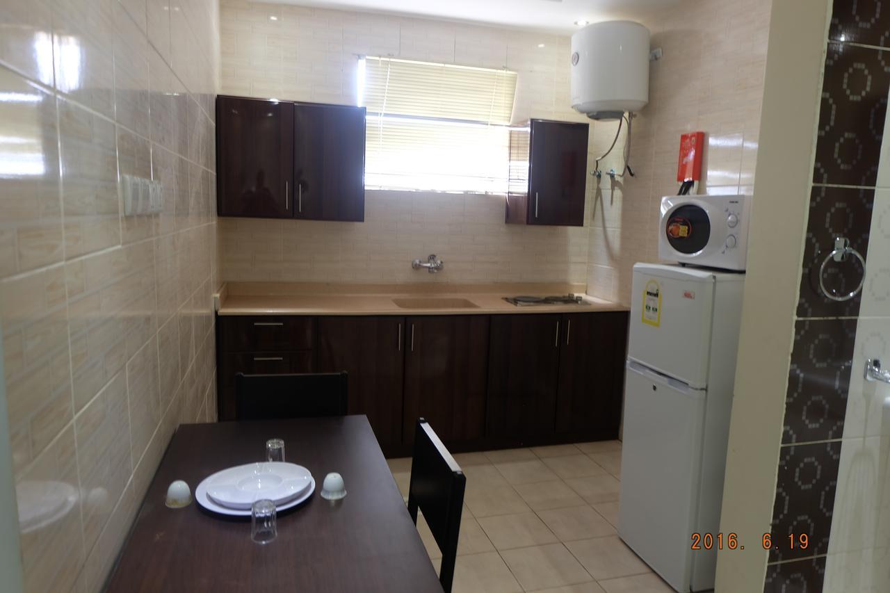 Talin Star Suites Riyadh Bagian luar foto