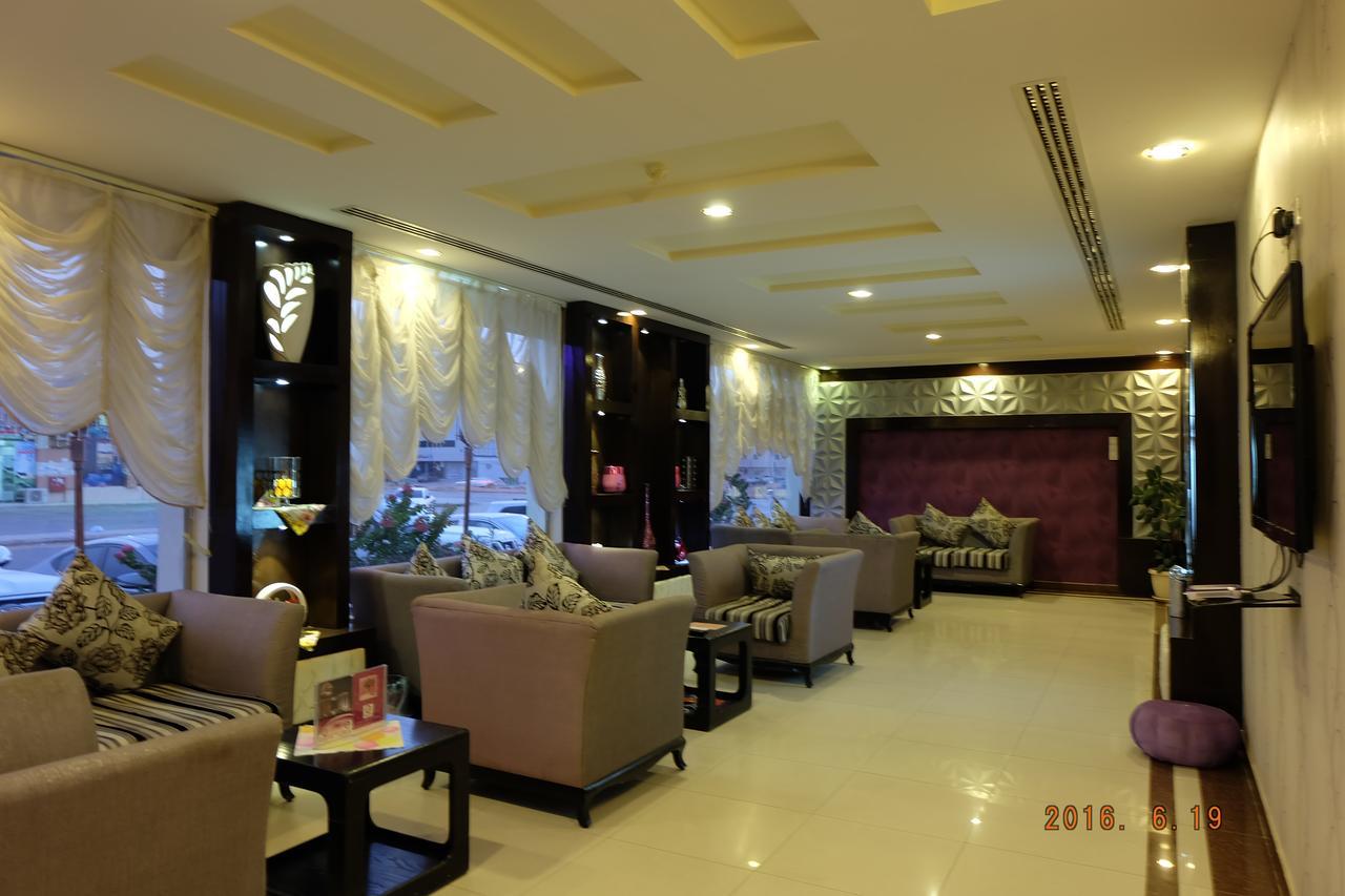 Talin Star Suites Riyadh Bagian luar foto
